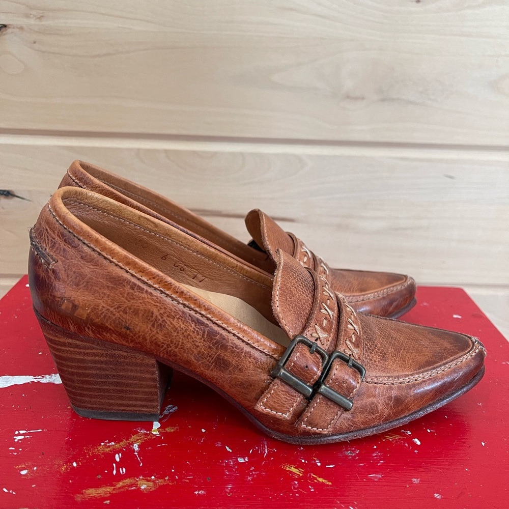 Bed Stu - Tan Leather Size 7 Heels - Handmade in Mexico - Pointed Toe